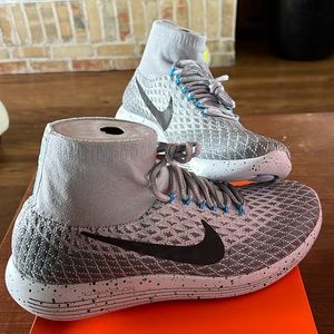Nike LunarEpic Flyknit Shield